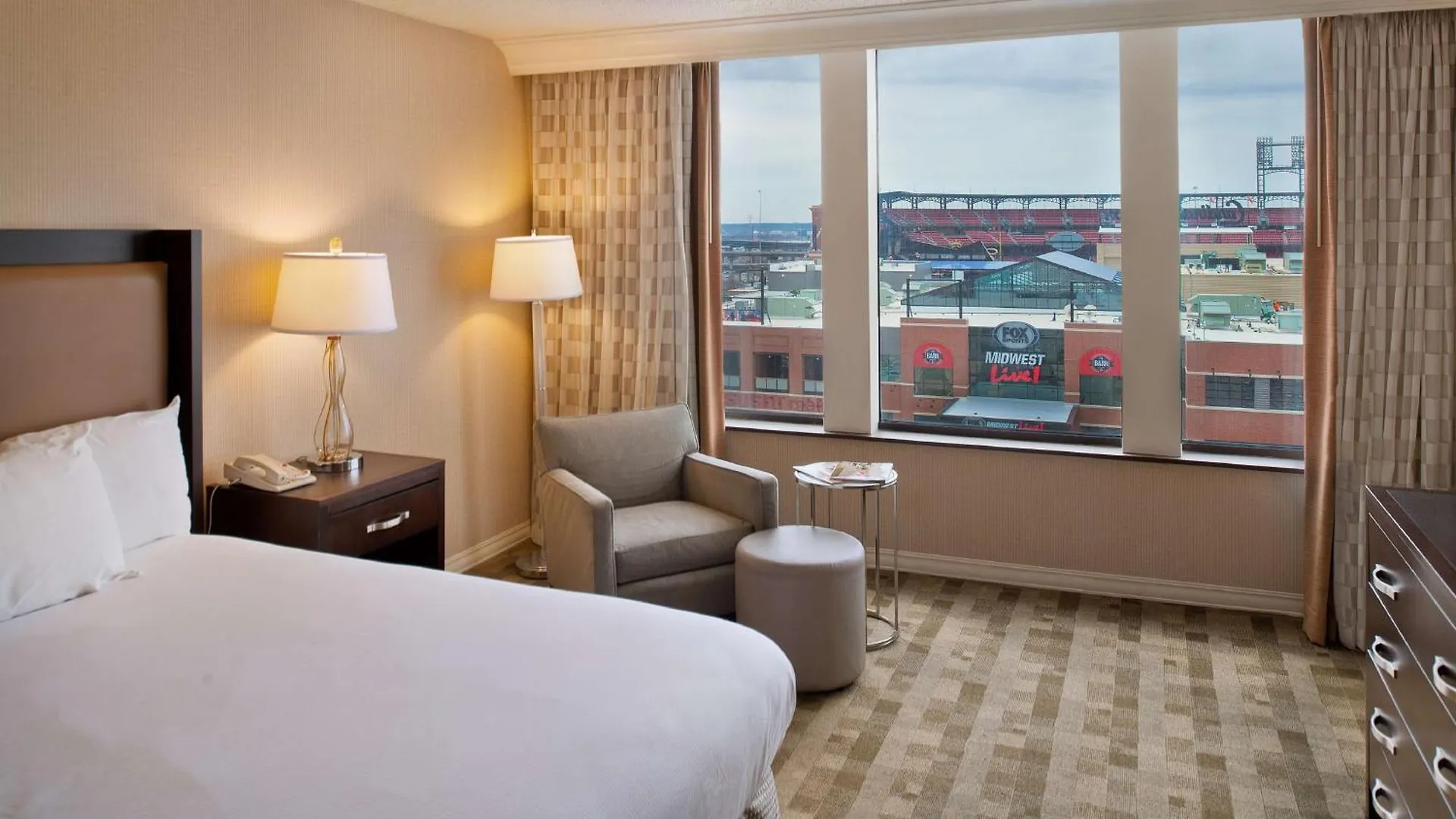 Hilton St. Louis At The Ballpark Hotel Saint Louis